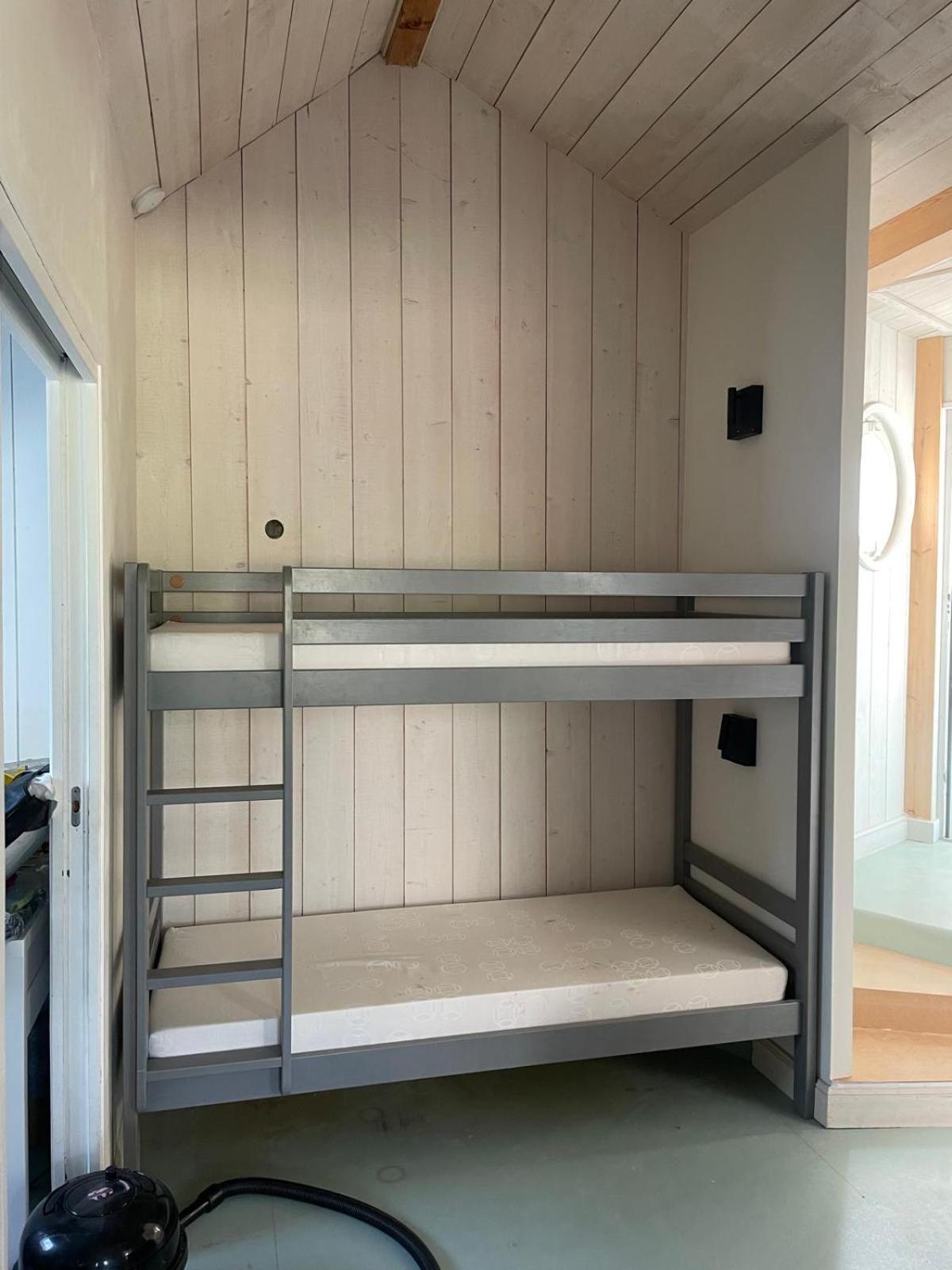 La Baie Des Voiles 3 Chambres 4 A 6 Personnes Au Bord Du Lac Plage Privee Дюeн Екстериор снимка