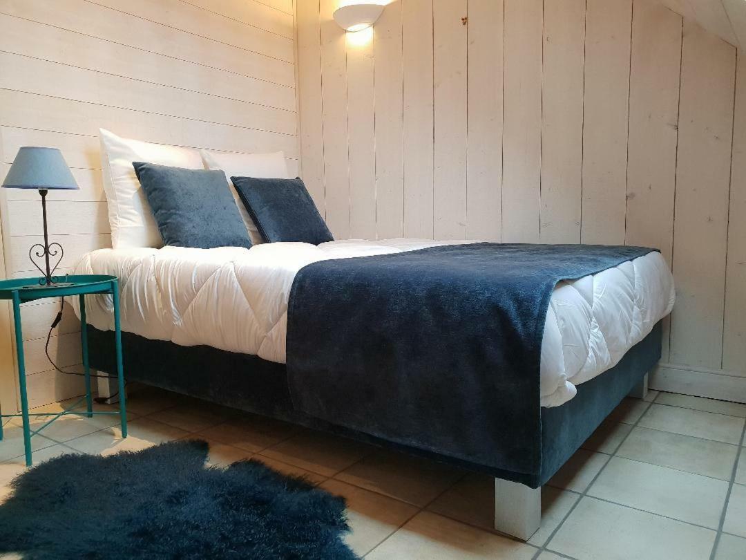 La Baie Des Voiles 3 Chambres 4 A 6 Personnes Au Bord Du Lac Plage Privee Дюeн Екстериор снимка