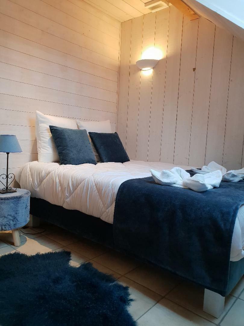 La Baie Des Voiles 3 Chambres 4 A 6 Personnes Au Bord Du Lac Plage Privee Дюeн Екстериор снимка